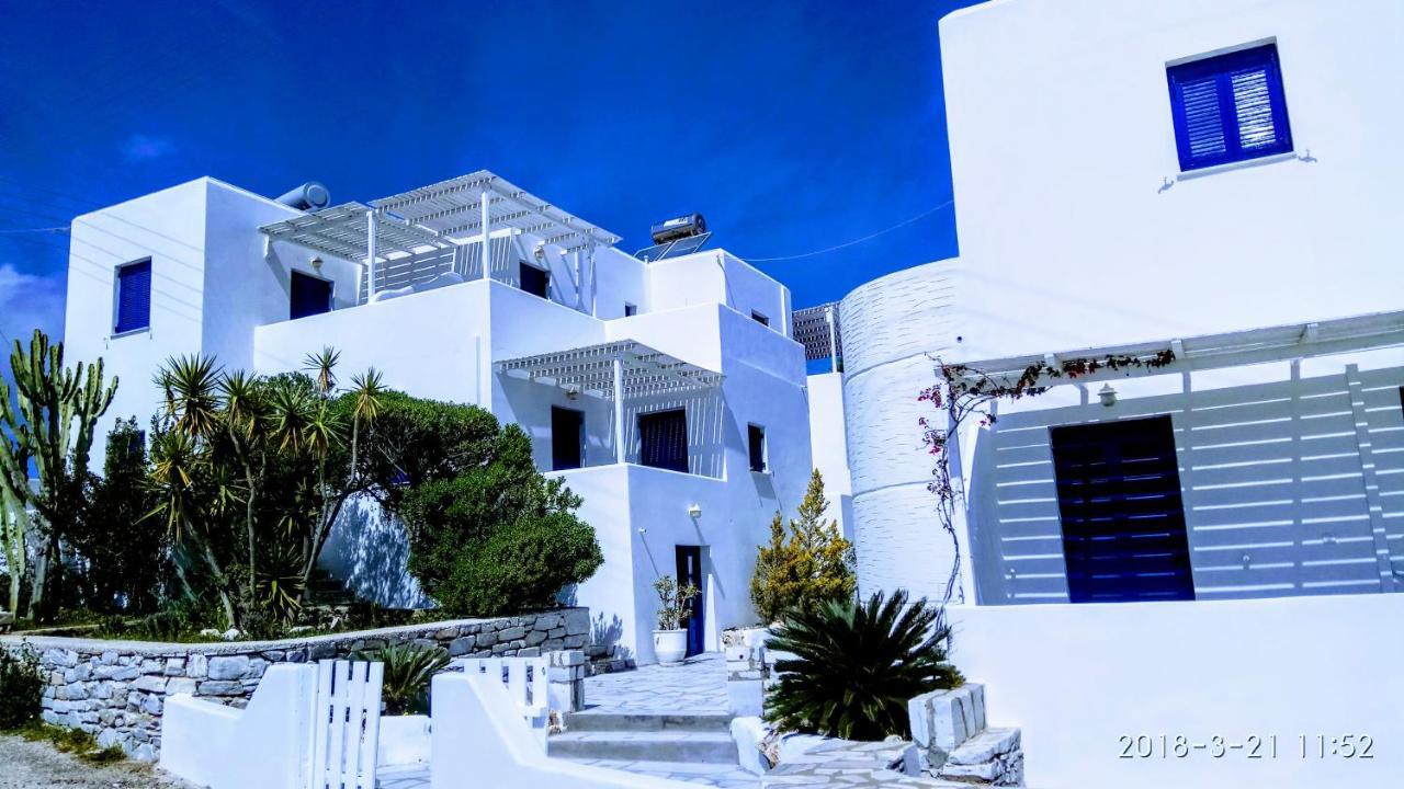 Nicos Studios & Apartments Logaras Exterior photo